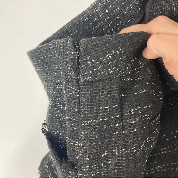 LOFT Size 8 Black Tweed Fringe Shorts 4" inseam - Picture 5 of 7